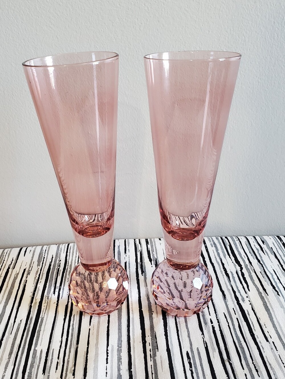 Betsey Johnson Set of Two Pink Stemless Flute Glasses - Picture 9 of 14